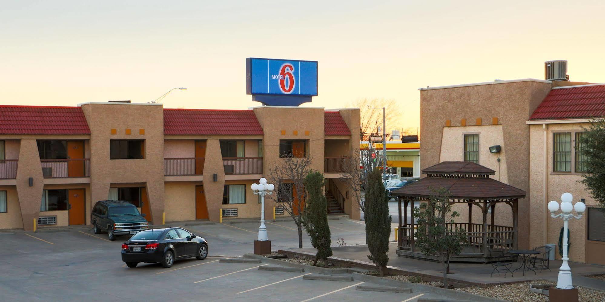 Oyo Hotel Groesbeck Dış mekan fotoğraf